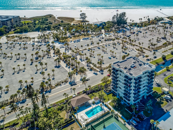 Siesta Key Vacation Rental Condo Walk To Beach Sleeps Six